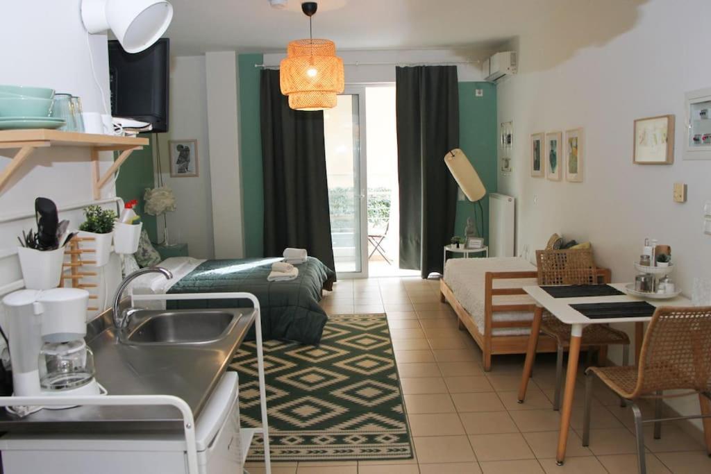 Comfy City Hideaway Kalamata Exterior photo